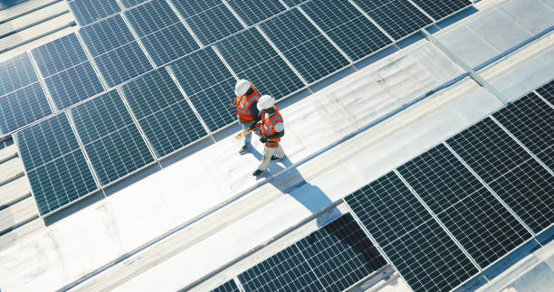 Best Solar Panel Roofing Installation  in Mequon, WI